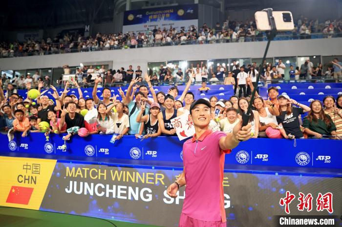 商竣程再胜布勃利克晋级成都ATP网球公开赛四强