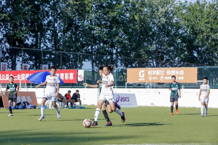 京津冀+湘青少年足球赛落幕 北京爱踢客包揽U9