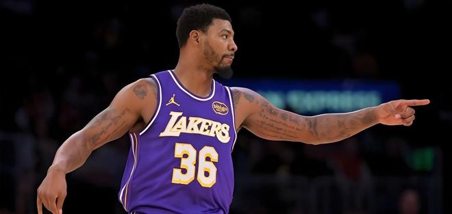 湖人客场绝杀魔术 肯纳德压哨三分助队豪取九连