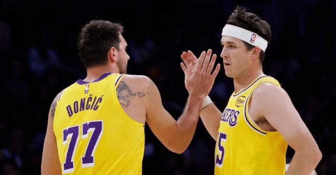 湖人核心里夫斯伤愈复出或成G2关键转折点