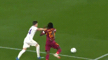 罗马4-0佛罗伦萨掀争四风暴，意甲前四格局生变